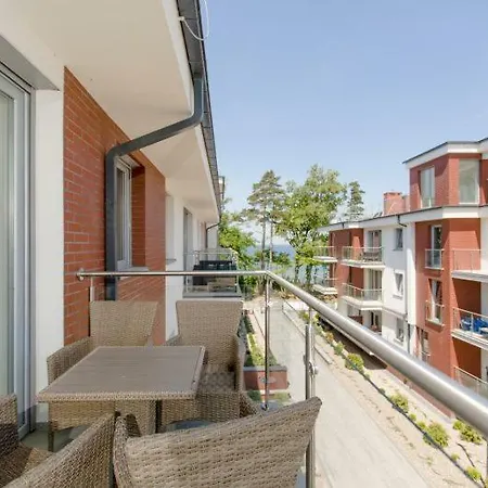 Klifowa 7 Реваль