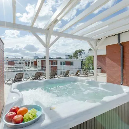 Klifowa 7 Реваль