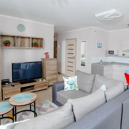 Klifowa 7 Реваль